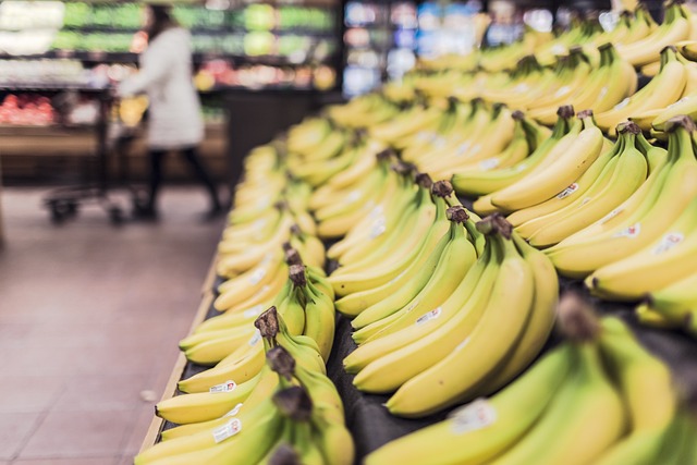 More Americans buying groceries on credit