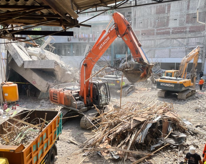Indonesia school collapse death toll reaches 54 as search for missing students continues