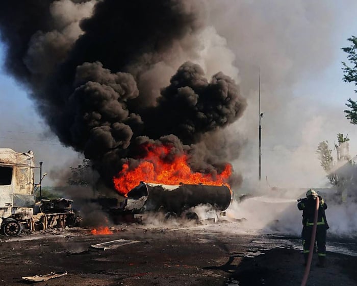 Three-day ceasefire ends with fresh wave of Russian attacks on Ukraine – as it happened