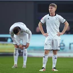 ADO verliest in Almere eerste duel sinds januari en zet koppositie op de tocht