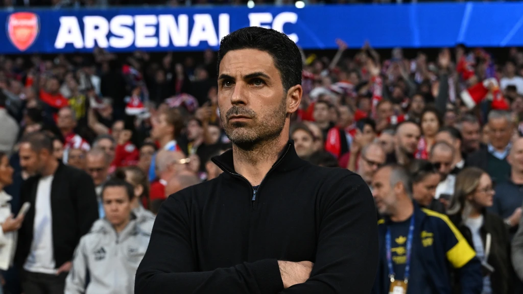 Arsenal-coach Arteta woedend op arbiter Makkelie: 'Mag op dit niveau niet gebeuren'