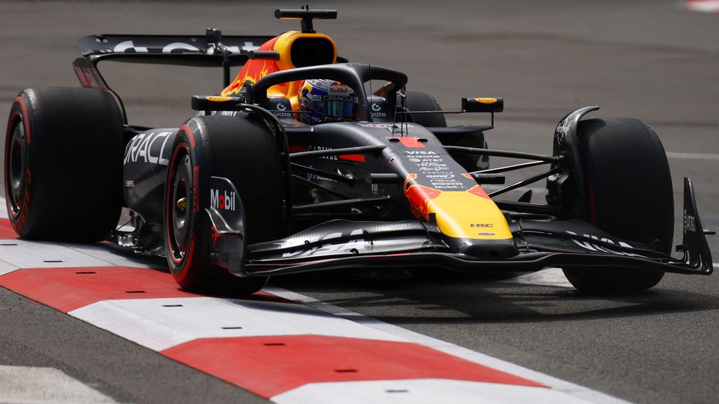 Tweede tijd Verstappen in derde training Bakoe, Norris noteert snelste tijd