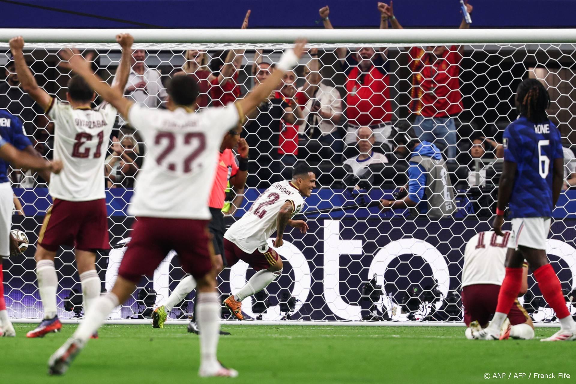 Spanje klopt Frankrijk en staat na zestien jaar weer in WK-finale