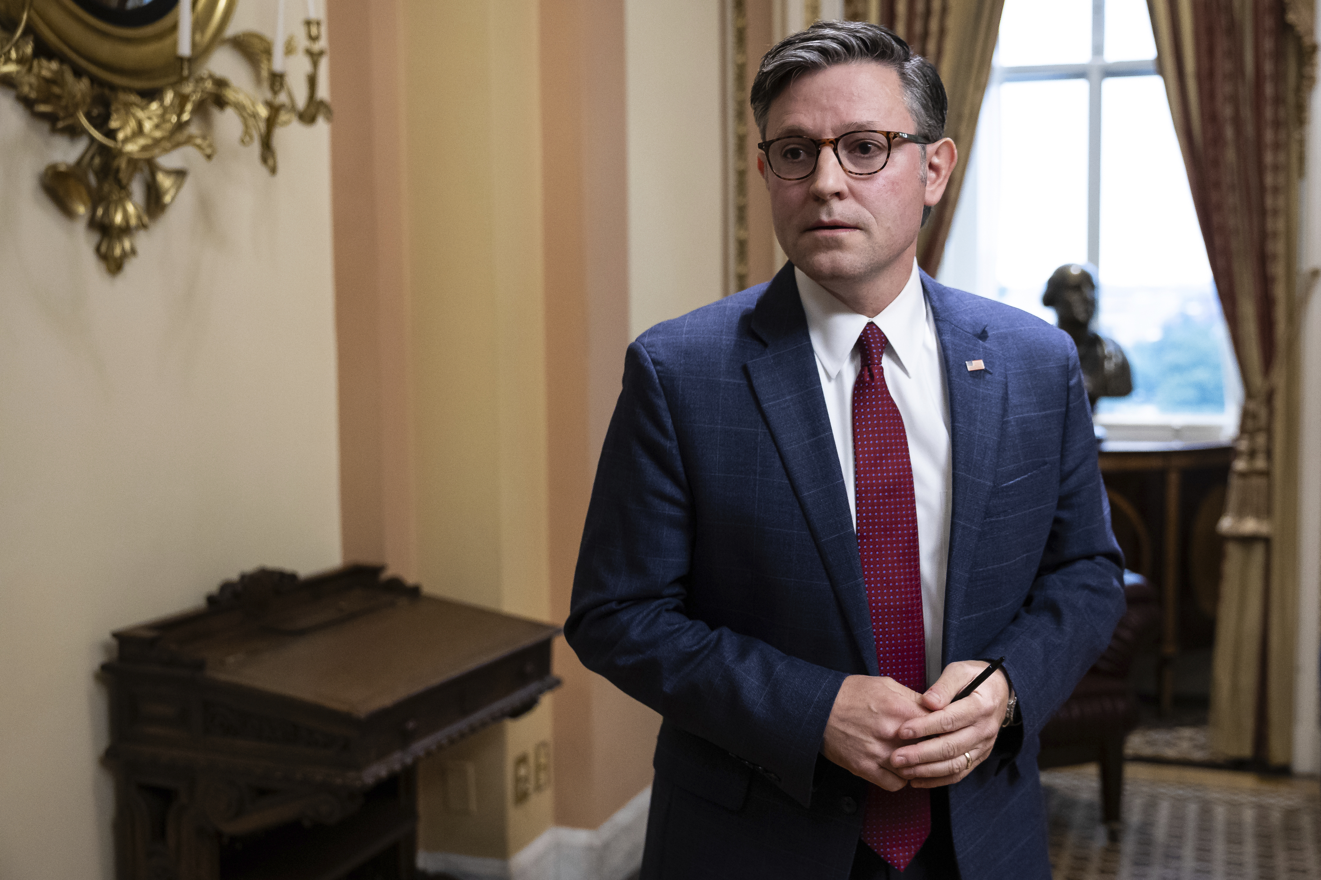 Charlie Kirk’s killing could send Congress into a tailspin. Mike Johnson is trying to avoid that.