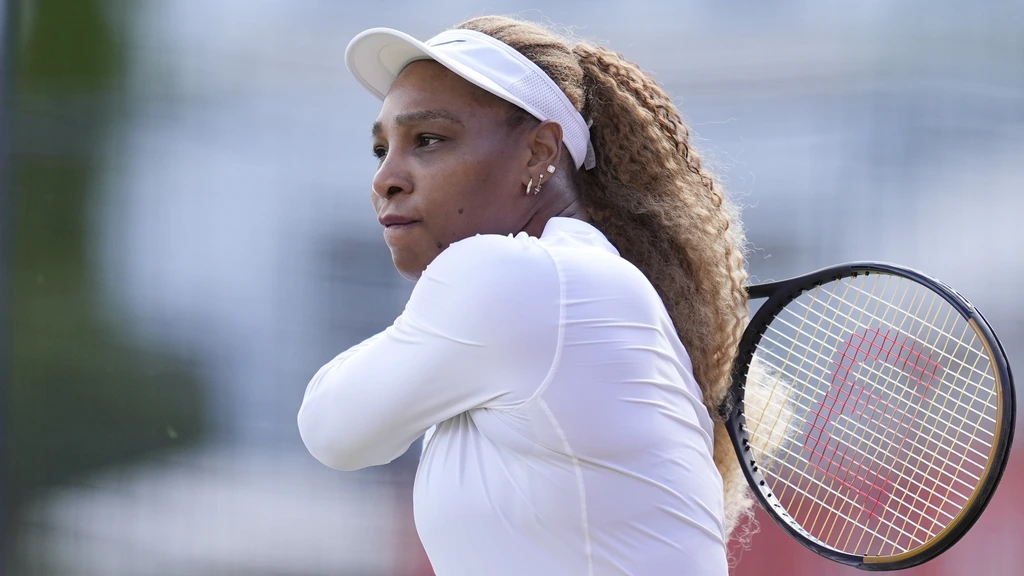 Serena Williams keert met zus Venus terug op Wimbledon in dubbeltoernooi