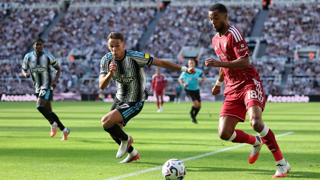 Liverpool laat gelijk in Newcastle in duel met scorende Gakpo en debuterende Steur