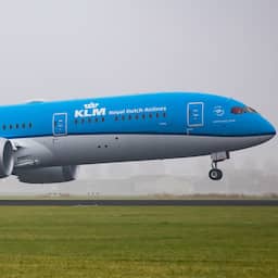 KLM schrapt zaterdag zeventig vluchten op Schiphol vanwege storm
