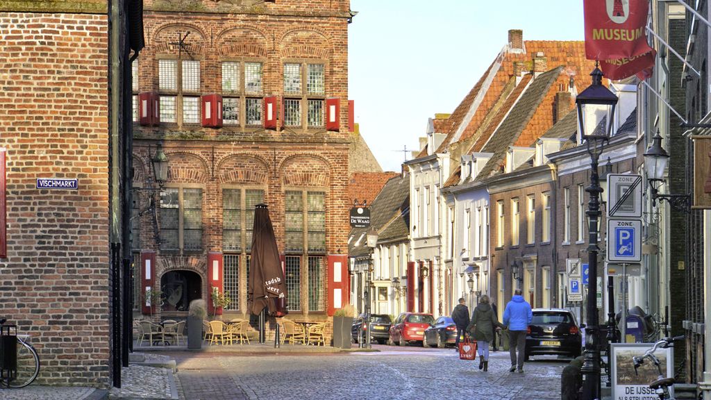 Kunnen kleine gemeenten nog overleven? In Doesburg hét verkiezingsthema