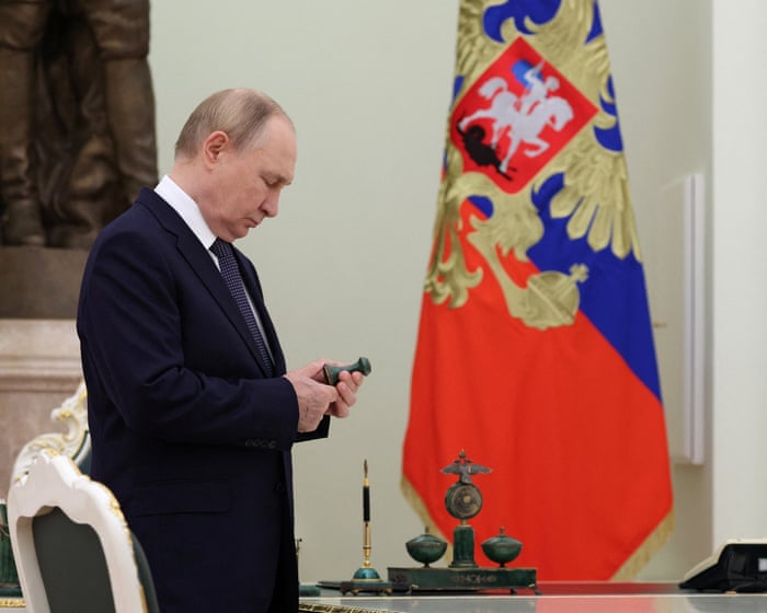 Putin ‘does not want a ceasefire and does not want peace for Ukraine’, says German defence minister – Europe live