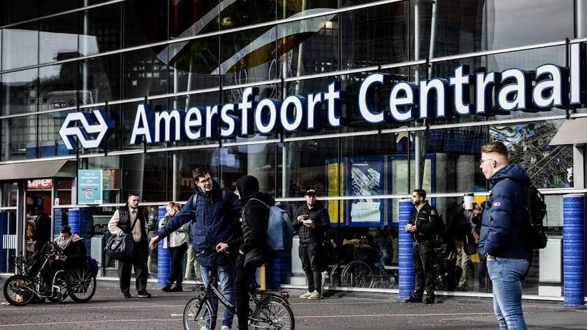 NS start proef gratis treinpas voor lage inkomens in Amersfoort