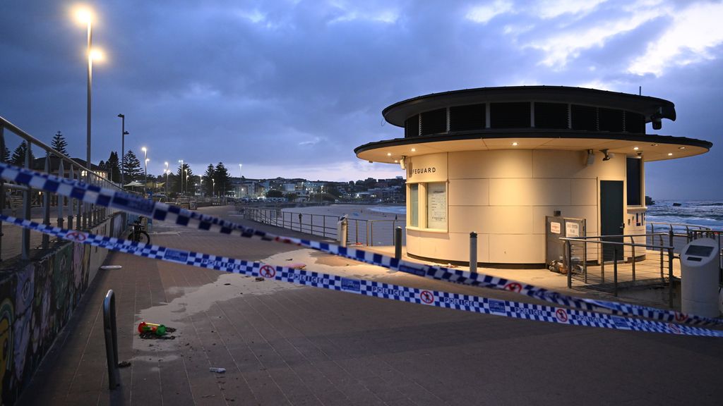 Dodental aanslag Bondi Beach stijgt naar 16, schutters zijn vader en zoon