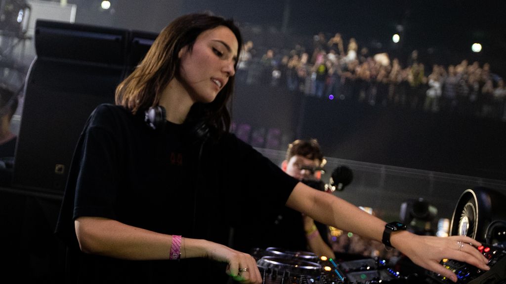 Amelie Lens en andere vrouwelijke dj's: te weinig aandacht voor wangedrag