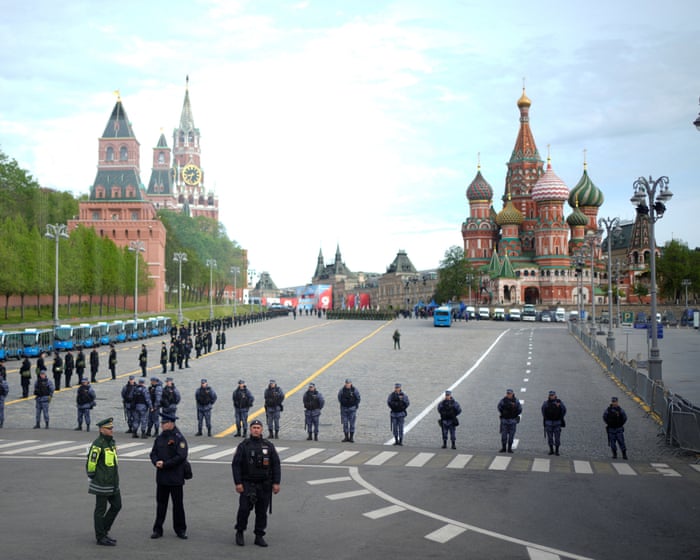 Three day Russia-Ukraine ceasefire begins as Moscow holds ‘victory day’ parade – Europe live