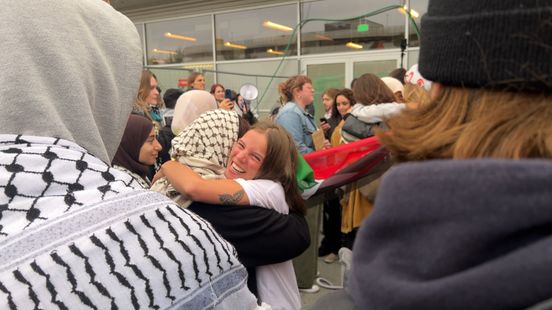 Emmy (24) terug na gevangenschap in Israël: 'Even bijkomen, maar zou nog een keer gaan'