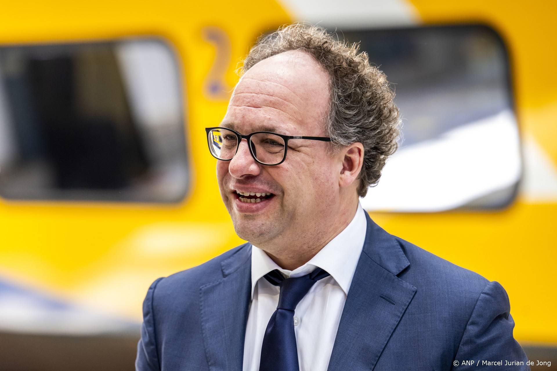 NS-topman Wouter Koolmees gaat vier jaar langer door