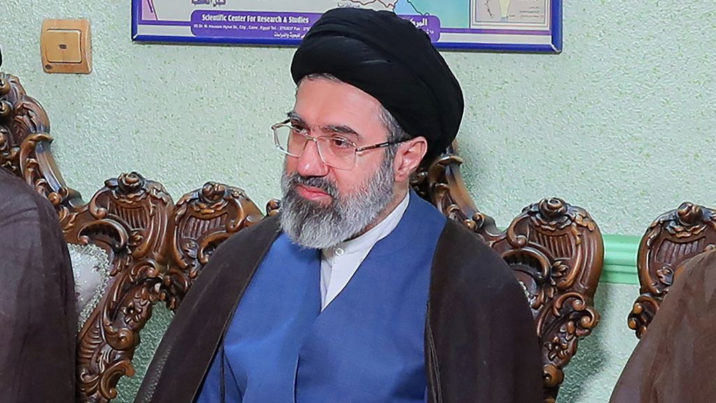 Irans nieuwe leider Mojtaba Khamenei is hardliner die niets van Westen moet hebben