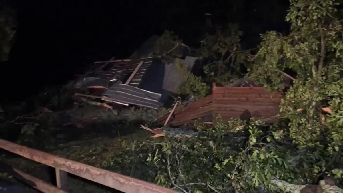 Hundreds of homes damaged in Mississippi storms as multiple tornadoes reported