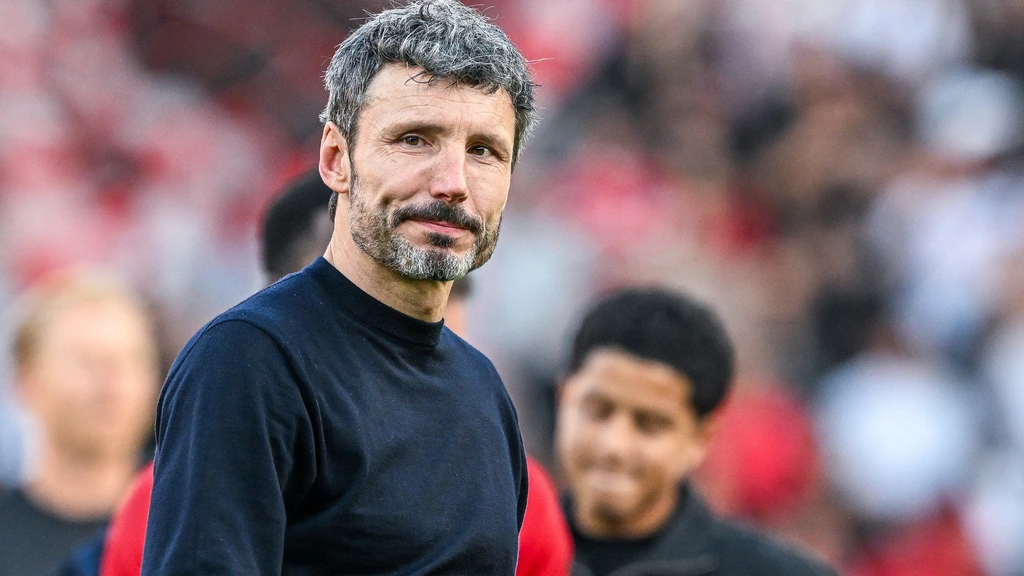 Van Bommel tekent tot en met EK 2028 als bondscoach van België