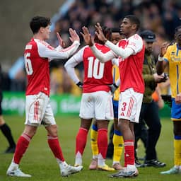 Arsenal met veel moeite langs League One-club Mansfield Town in FA Cup
