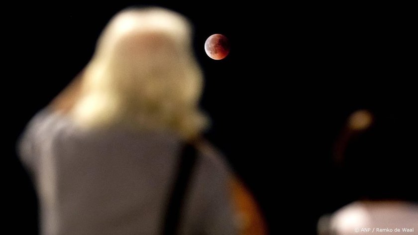 Gedeeltelijke maansverduistering op komst