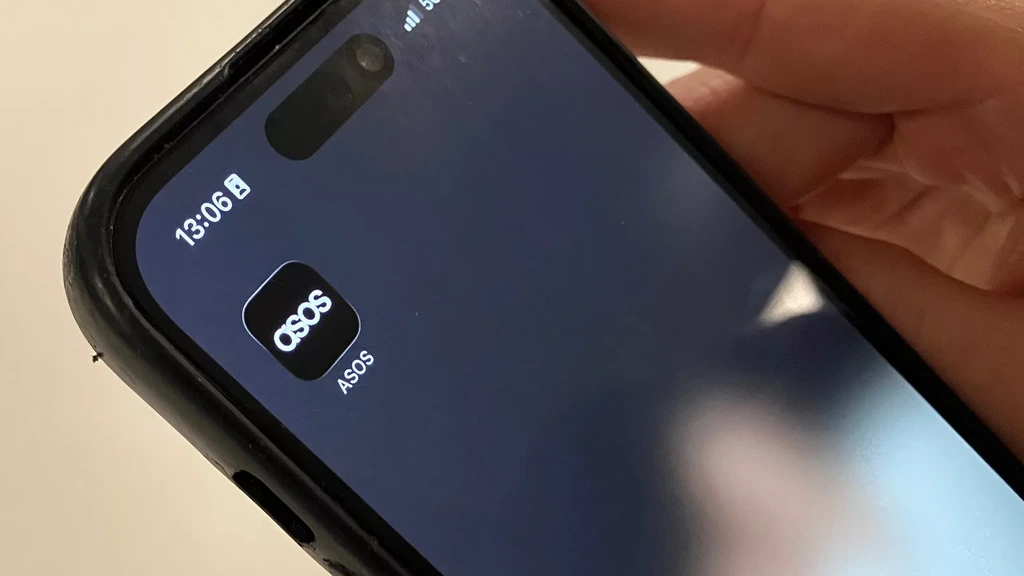 Modesite Asos mogelijk gehackt, klanten ontvangen vreemde notificatie