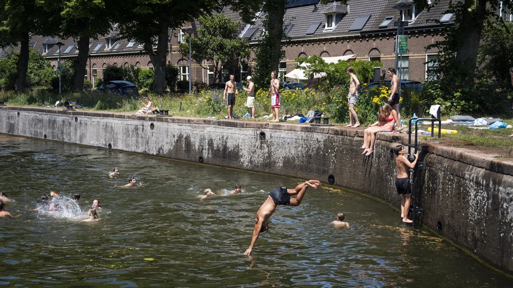 Drie zwemmers overleden, onder wie jongen van 13
