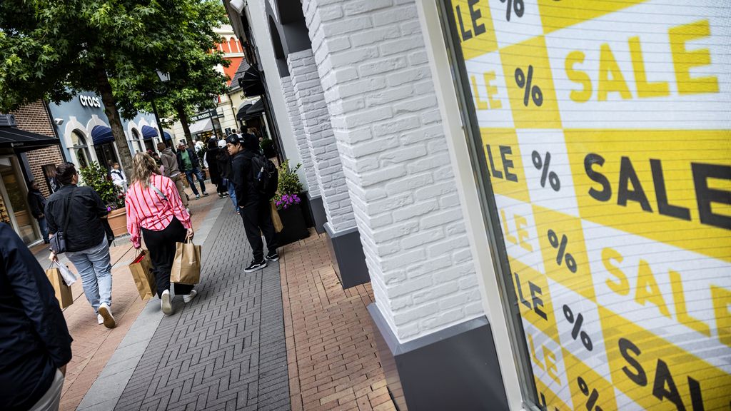 Dit najaar strengere controles op 'sjoemelkortingen' van (web)winkels