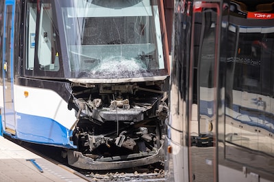 Tien gewonden bij ongeluk tussen trams in Amstelveen