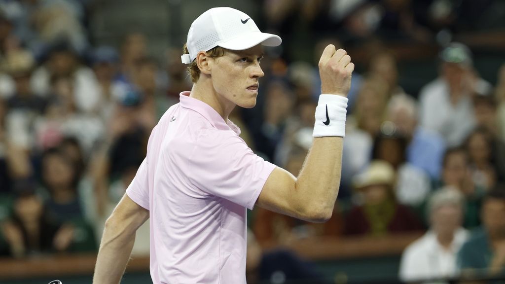 Sinner klopt Medvedev en wint voor het eerst masterstoernooi Indian Wells