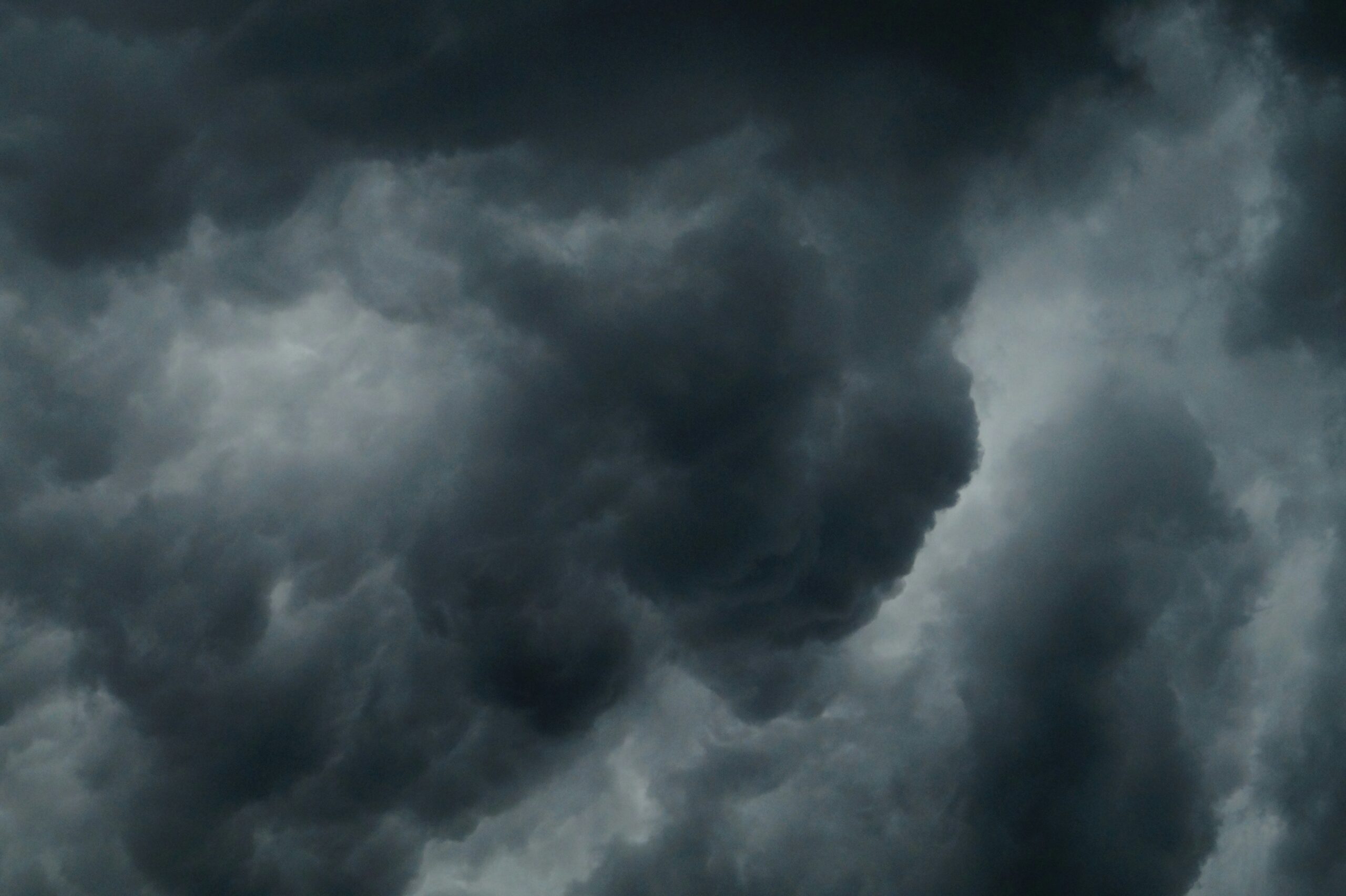 Doden en evacuaties in de Filipijnen door zware tropische storm
