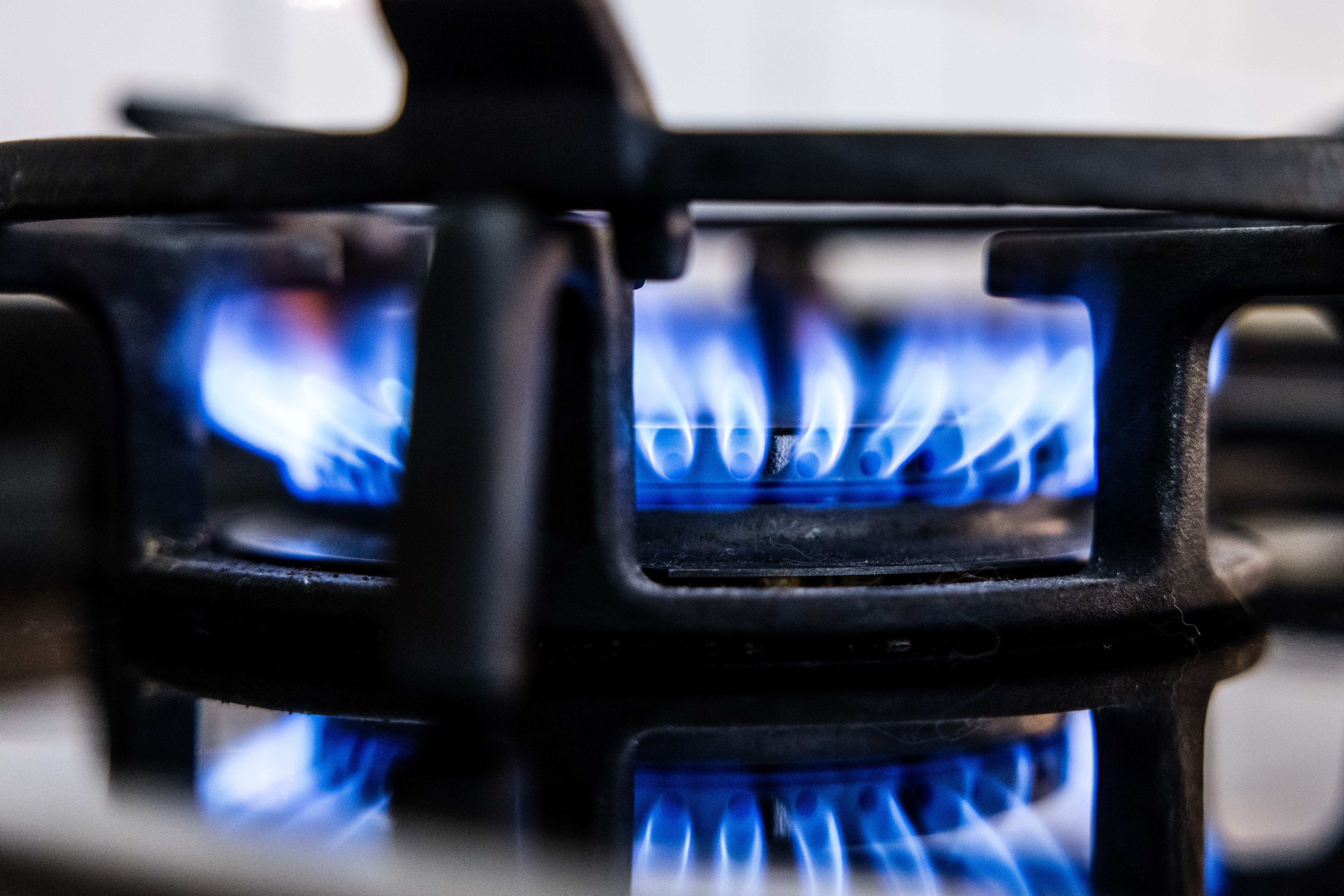 Opluchting door staakt-het-vuren: wanneer dalen de prijzen aan de pomp en van gas?