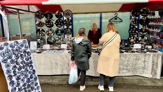 Grootste jaarmarkt van Nederland trekt ondanks minder weer 100.000 bezoekers: 'Altijd gezellig'
