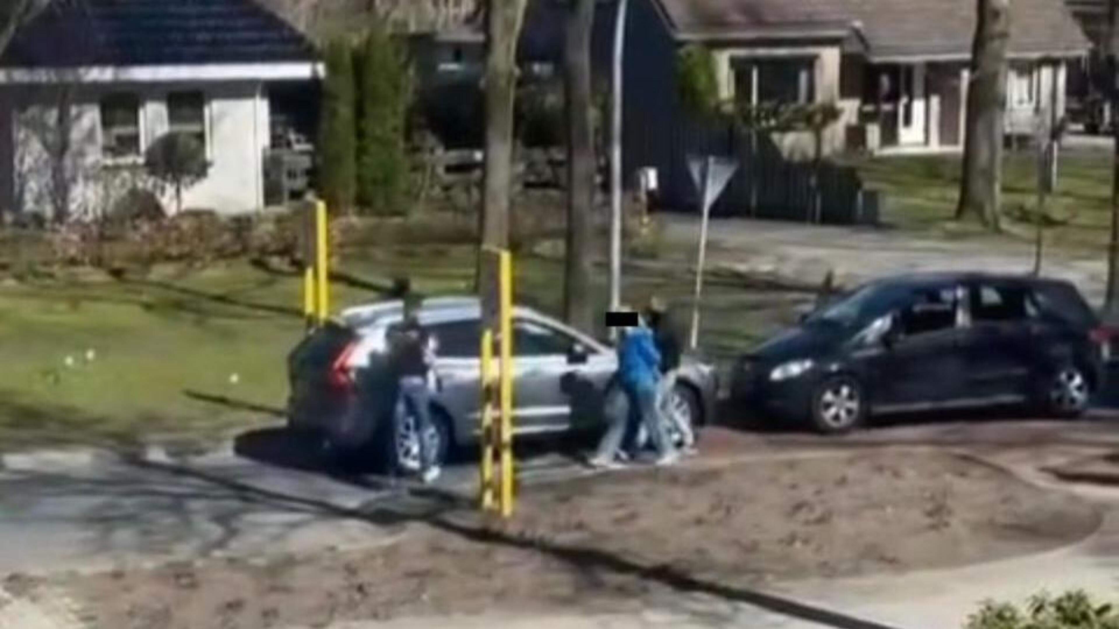 Zo werd verdachte vrouw (50) van kofferbakmoord klemgereden en aangehouden: ’Ik hoorde opeens allemaal geschreeuw’