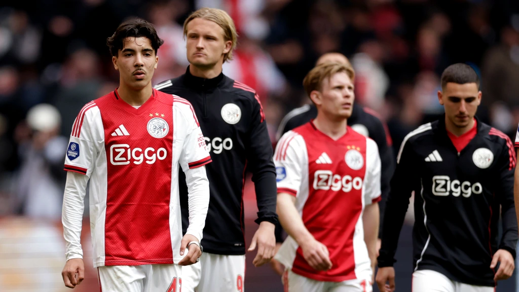 Doemscenario Ajax lonkt met play-offs in Volendam: 'We zijn niet goed genoeg'