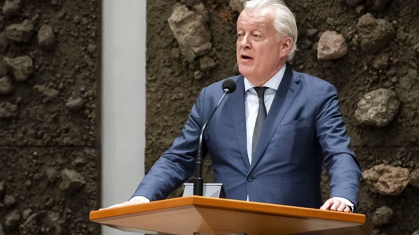 Dekker vervangt De Vos tijdelijk als fractievoorzitter FVD