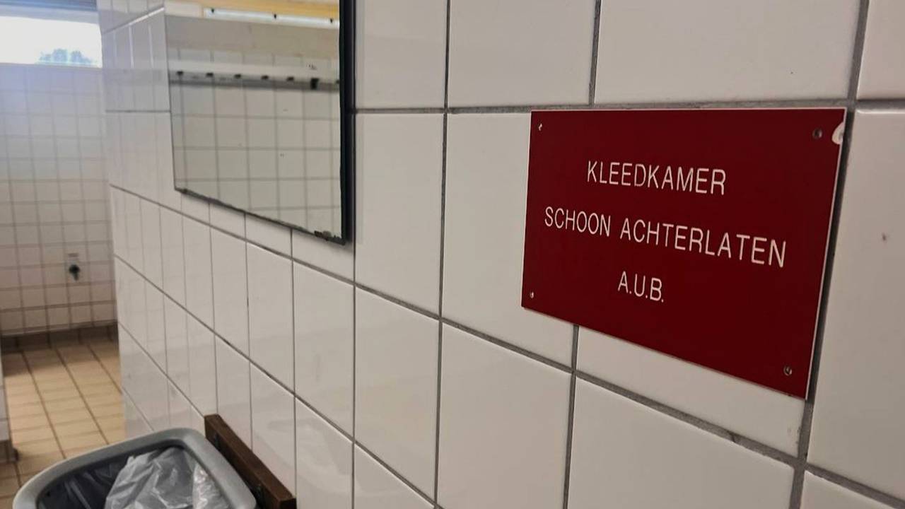 Leerkracht krijgt 5 jaar cel voor misbruik en filmen in kleedkamers