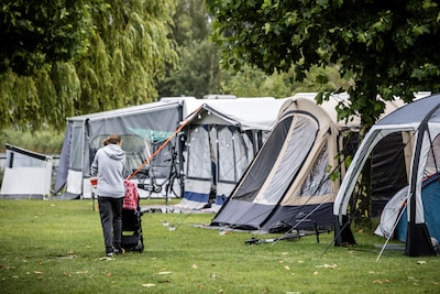 Weekend begint zomers, maar zondag wordt een koele en regenachtige dag