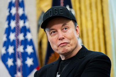 ‘Elon Musk is eerste rijkaard met een geschat vermogen van half biljoen’