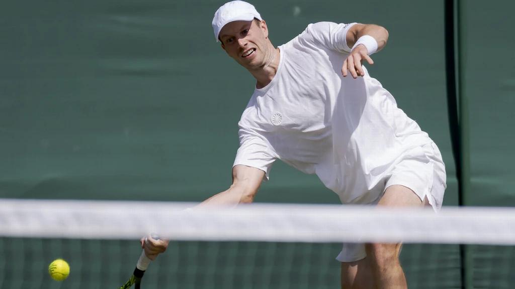 Van de Zandschulp sneuvelt op Wimbledon in supertiebreak, Fonseca klopt De Jong