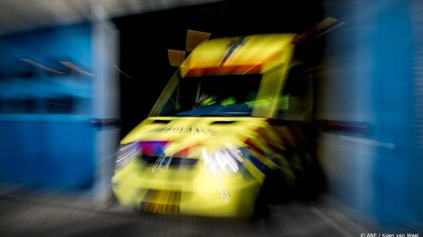 Twee mensen omgekomen bij auto-ongeluk in Dirksland, Zuid-Holland