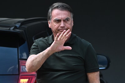 Braziliaanse oud-president Bolsonaro na onwelwording naar het ziekenhuis