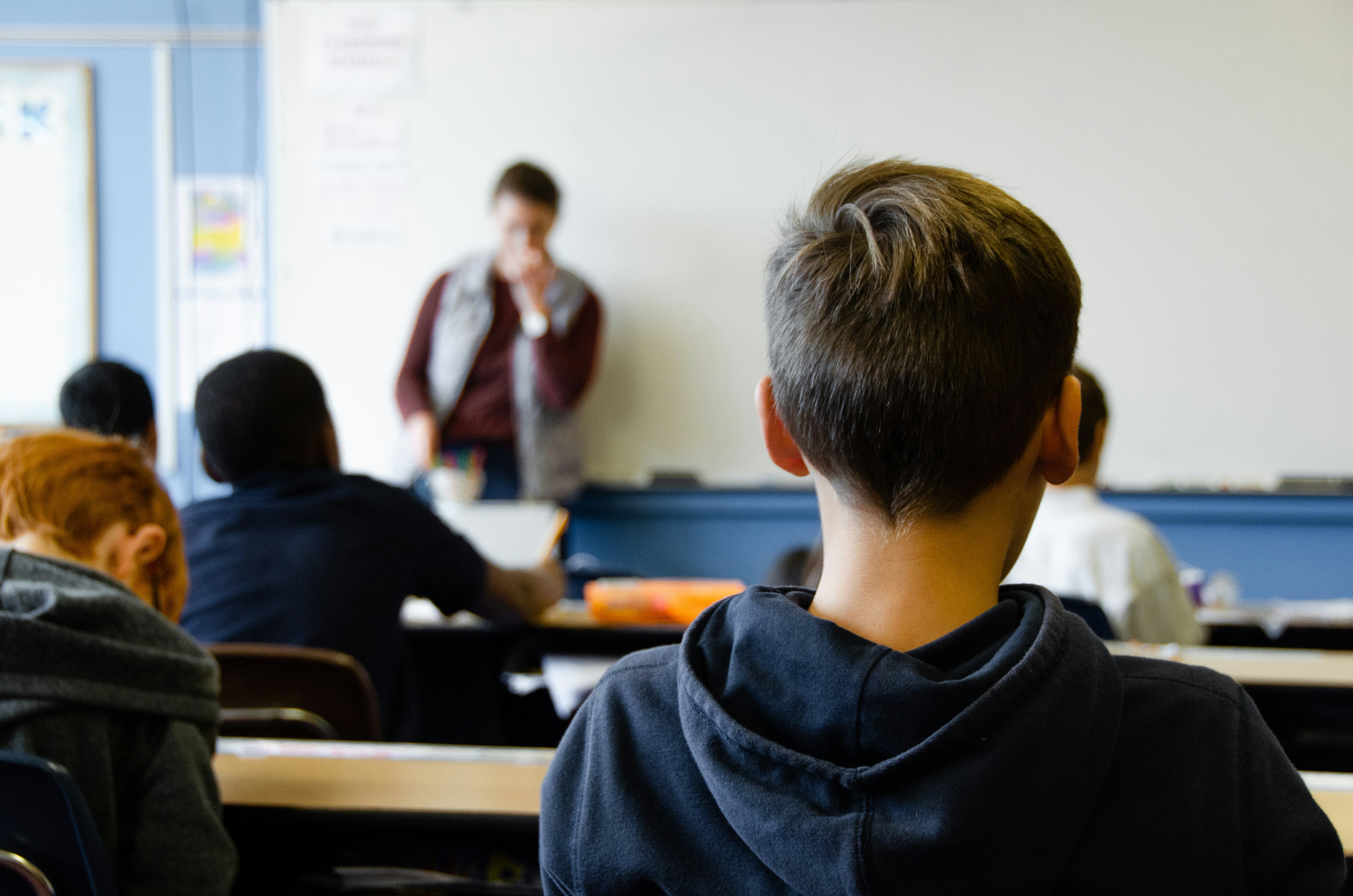 Invloed van ‘manosfeer’ groeit op school: docenten maken zich zorgen over veiligheid