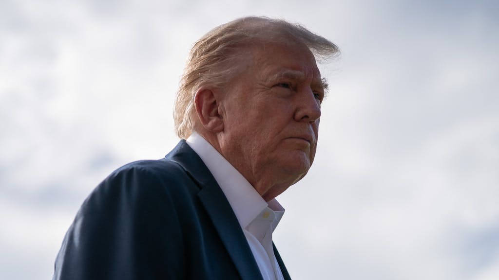 Netanyahu bezoekt Trump in het Witte Huis: ‘Hij moet met de billen bloot’