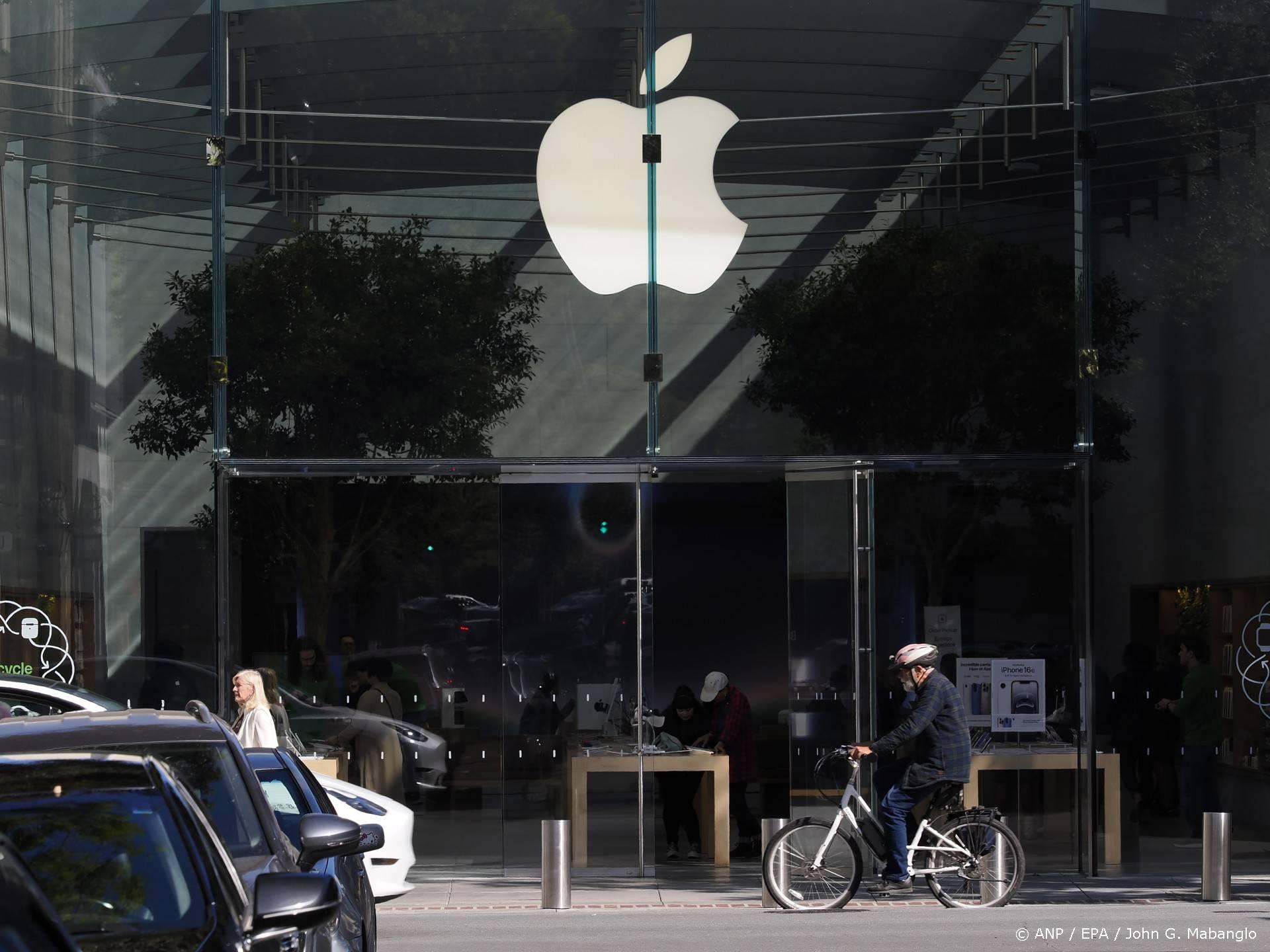 Beurswaarde Apple doorbreekt grens van 5 biljoen dollar