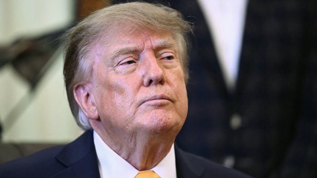 Trump zet 10 miljoen dollar in voor Senaatsrace in Texas