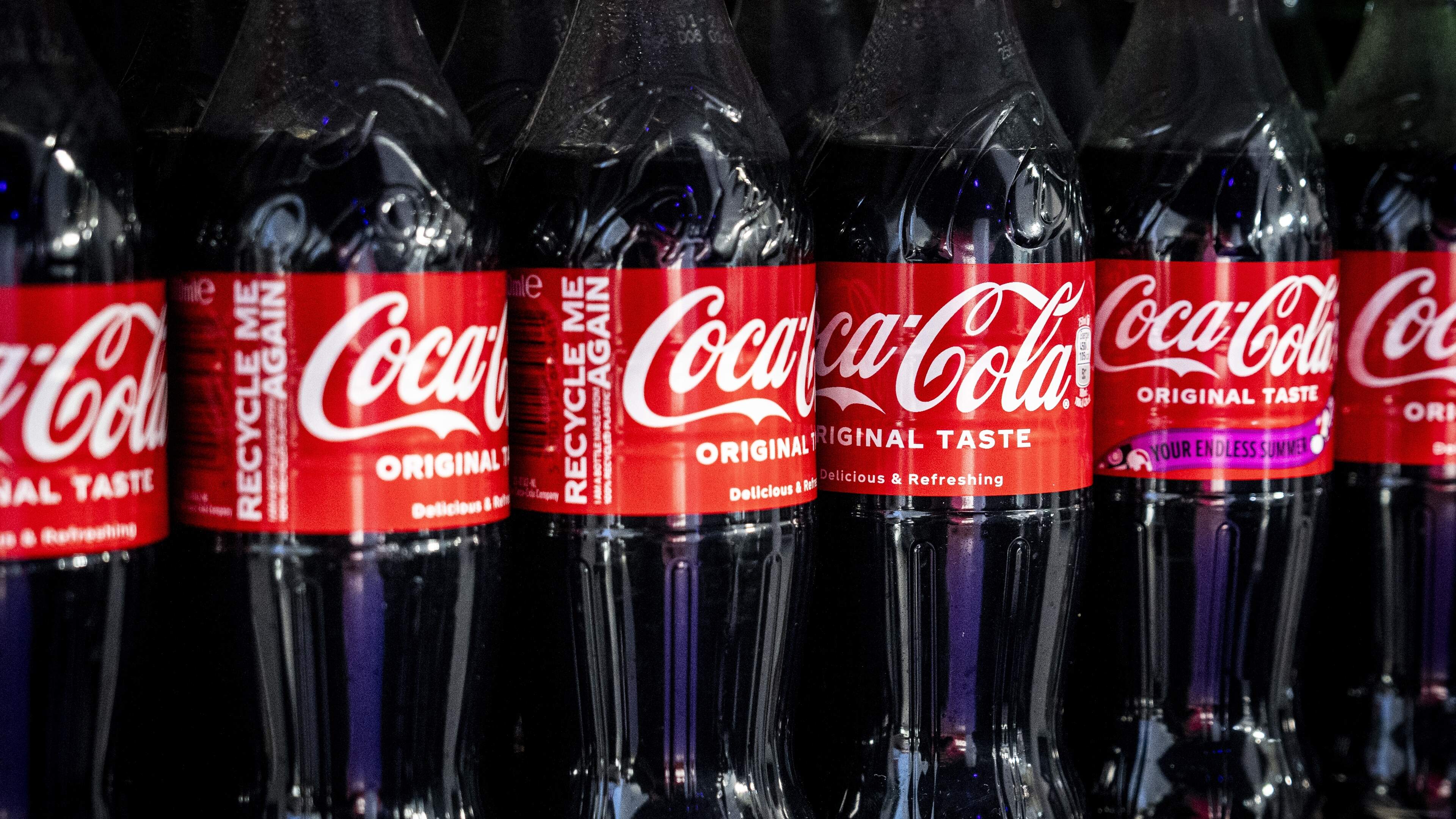 Coca-Cola scoort goed door WK voetbal en suikervrije varianten