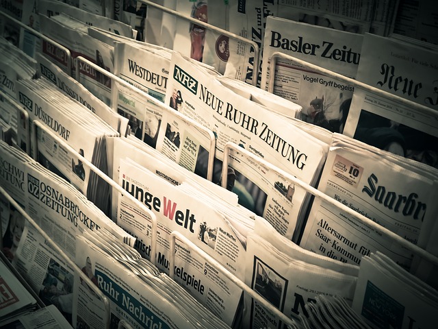 French newspapers target Google over AI summaries