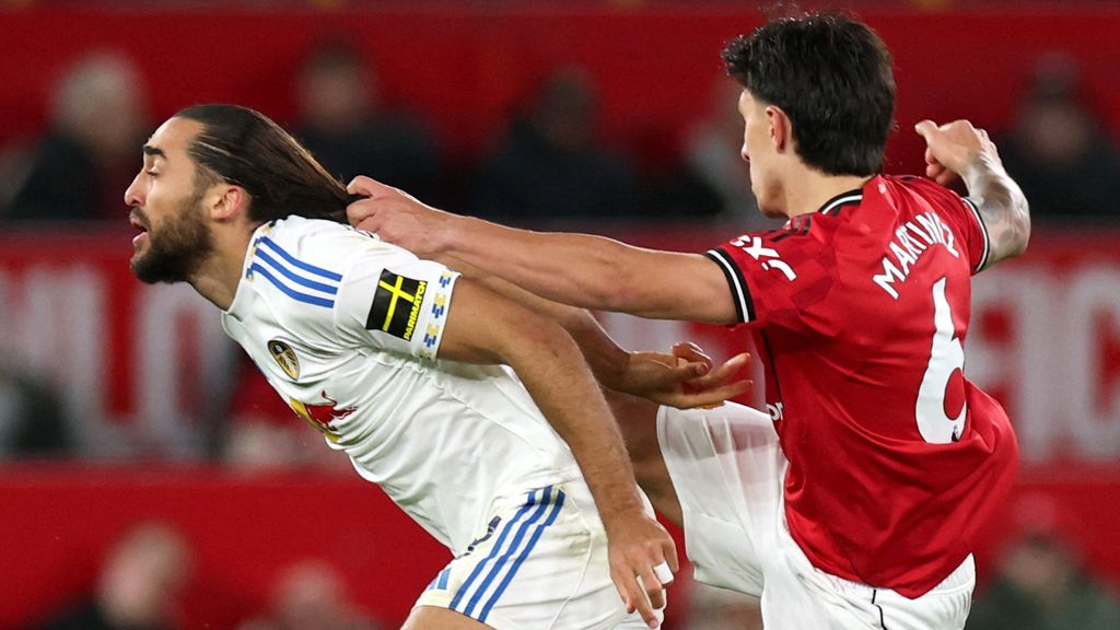 Manchester United verliest thuis van Leeds, rood voor harentrekkende Martínez