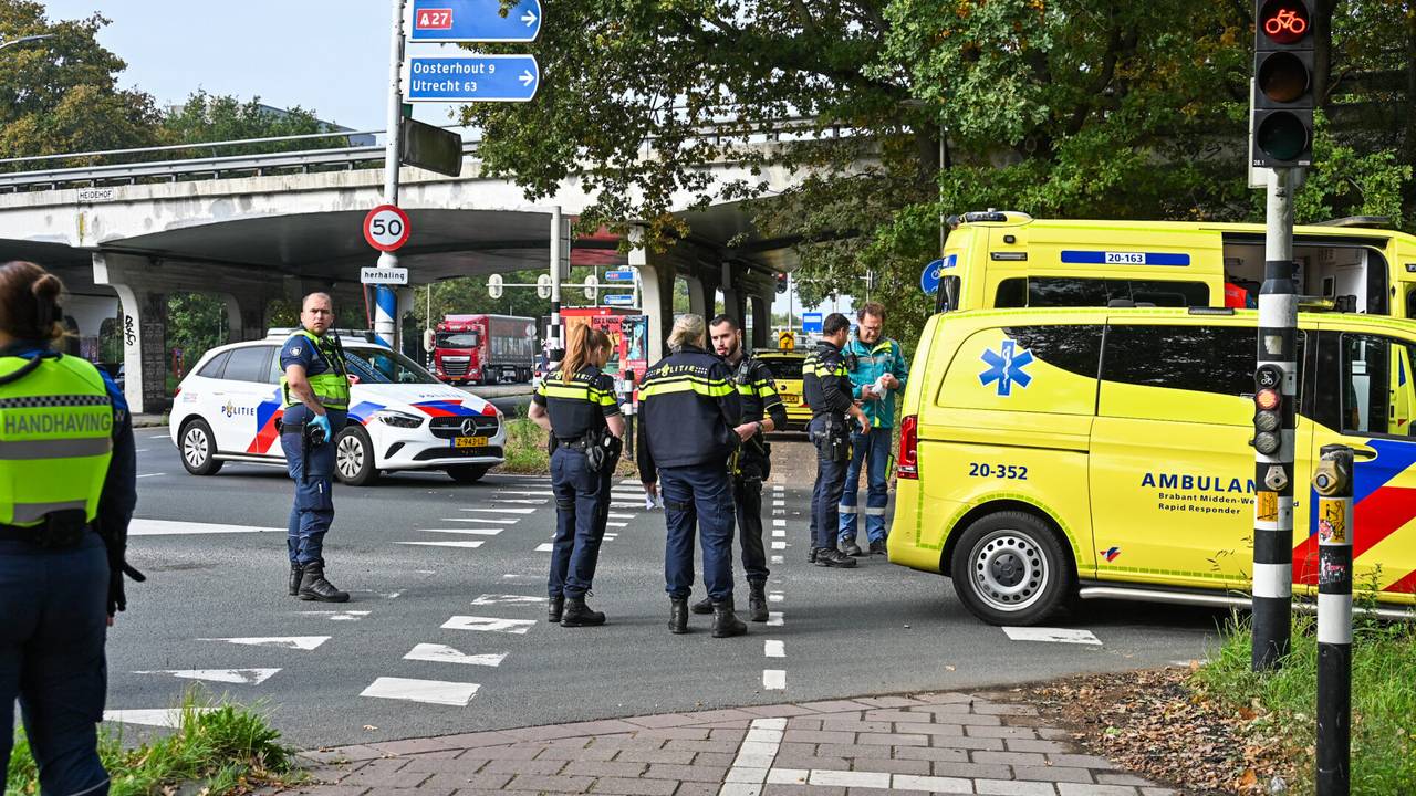 Scooterrijder raakt ernstig gewond bij botsing met auto