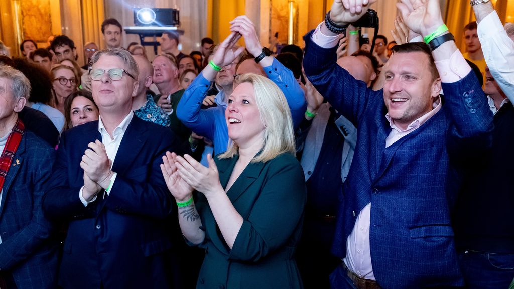 Lokale partijen zetten opmars door, opkomst hoger dan in 2022